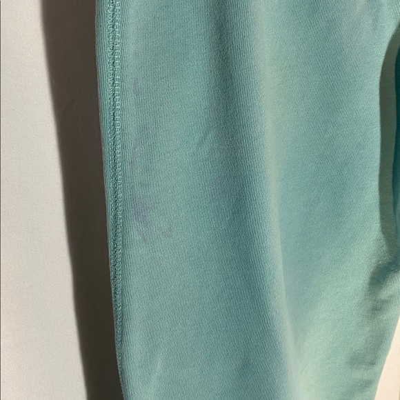 Abercrombie and Fitch sweatpants, 3/4 length, size small - Picture 5 of 6